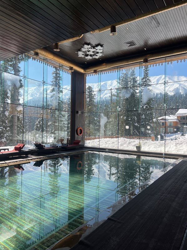 Spécialiste en piscines connectées : optimisez votre espace aquatique